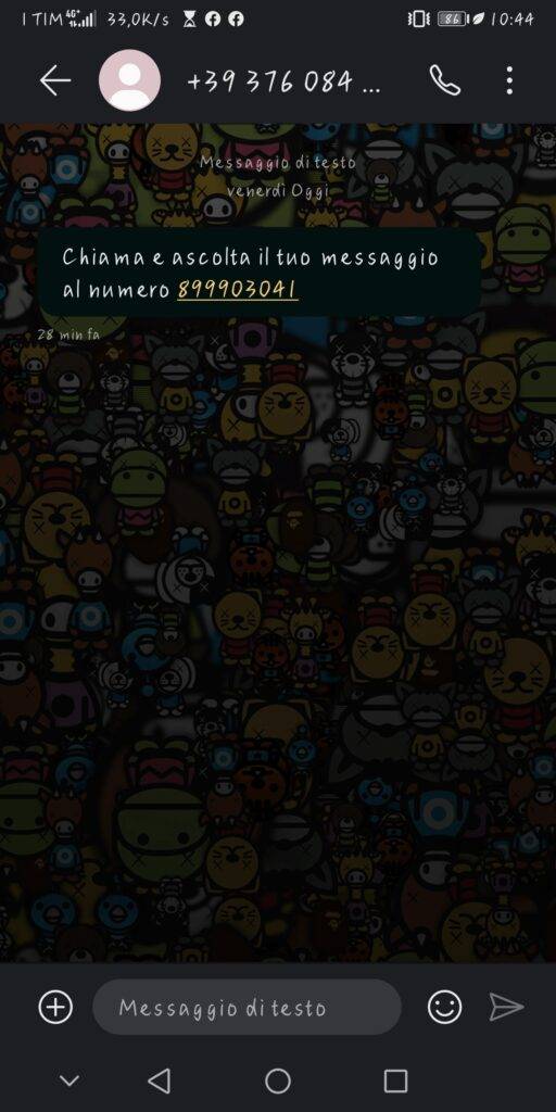Chiama e ascolta il tuo messaggio al numero 899903041