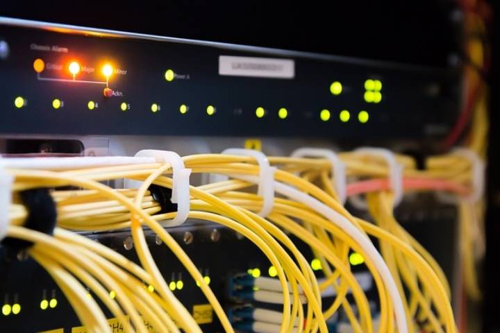CAMM, il nuovo standard di collegamento tra i banchi Ram 19 CAMM nei Server