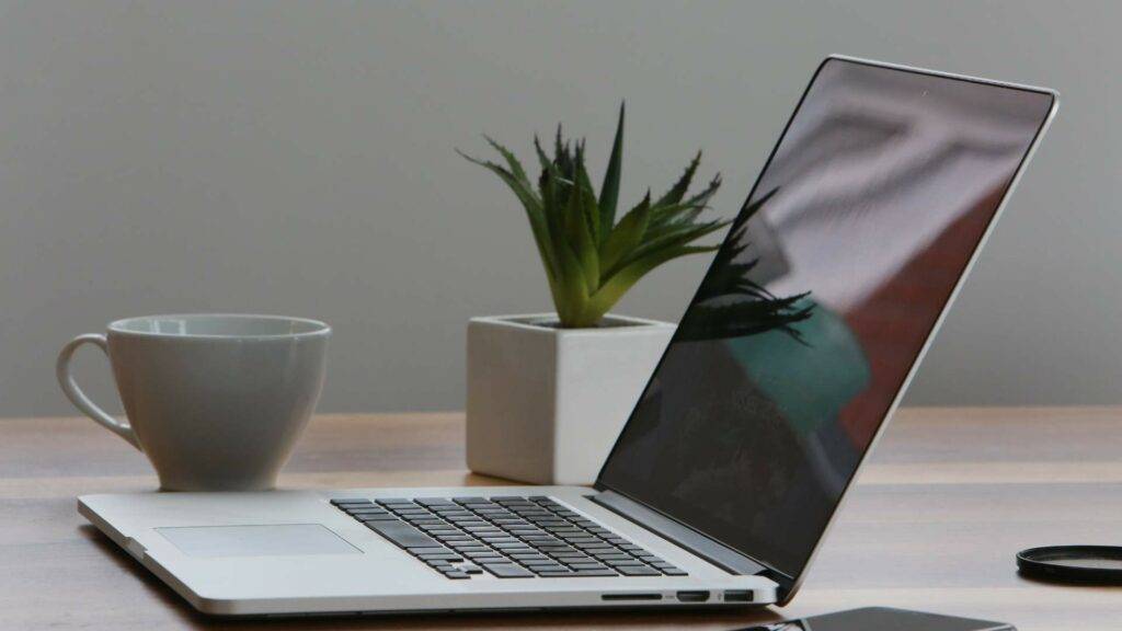 Cinque vantaggi nel noleggio pc per un'azienda 8 noleggio pc