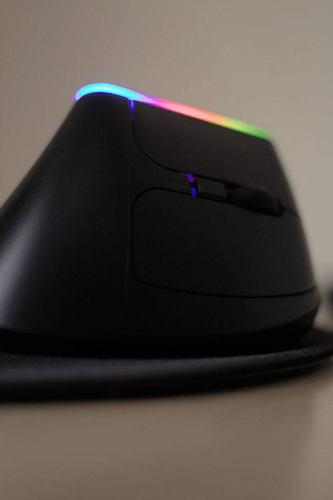 Mouse verticali: Delux M618C, confort ed ergonomia al giusto prezzo! 15 mouse delux in un altra prospettiva